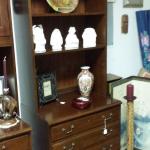 Hooker Furniture Laterial Bookcase with Hutch.  Gorgeous piece of furniture.  Measures 30 x 22 x 80.  Pre-owned & in excellent condition.  $299.00 obo