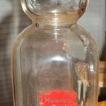 Vintahge Glass Meadow Gold Milk Bottle.  Quart size with a cream separating top.  Believe this to be from the 1940's.  Measures 10"high.  Picture make bottle appear much wider than actually is.  Pre-owned & in great condition.  $20.00 obo